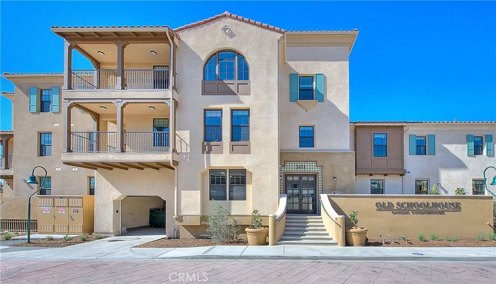 Apartment for rent at 501 W Foothill Blvd #107, Claremont, CA 91711