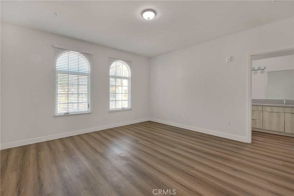 Apartment for rent at 501 W Foothill Blvd #107, Claremont, CA 91711