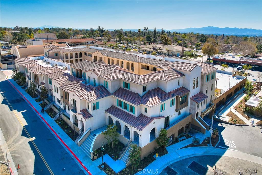 Apartment for rent at 501 W Foothill Blvd #107, Claremont, CA 91711