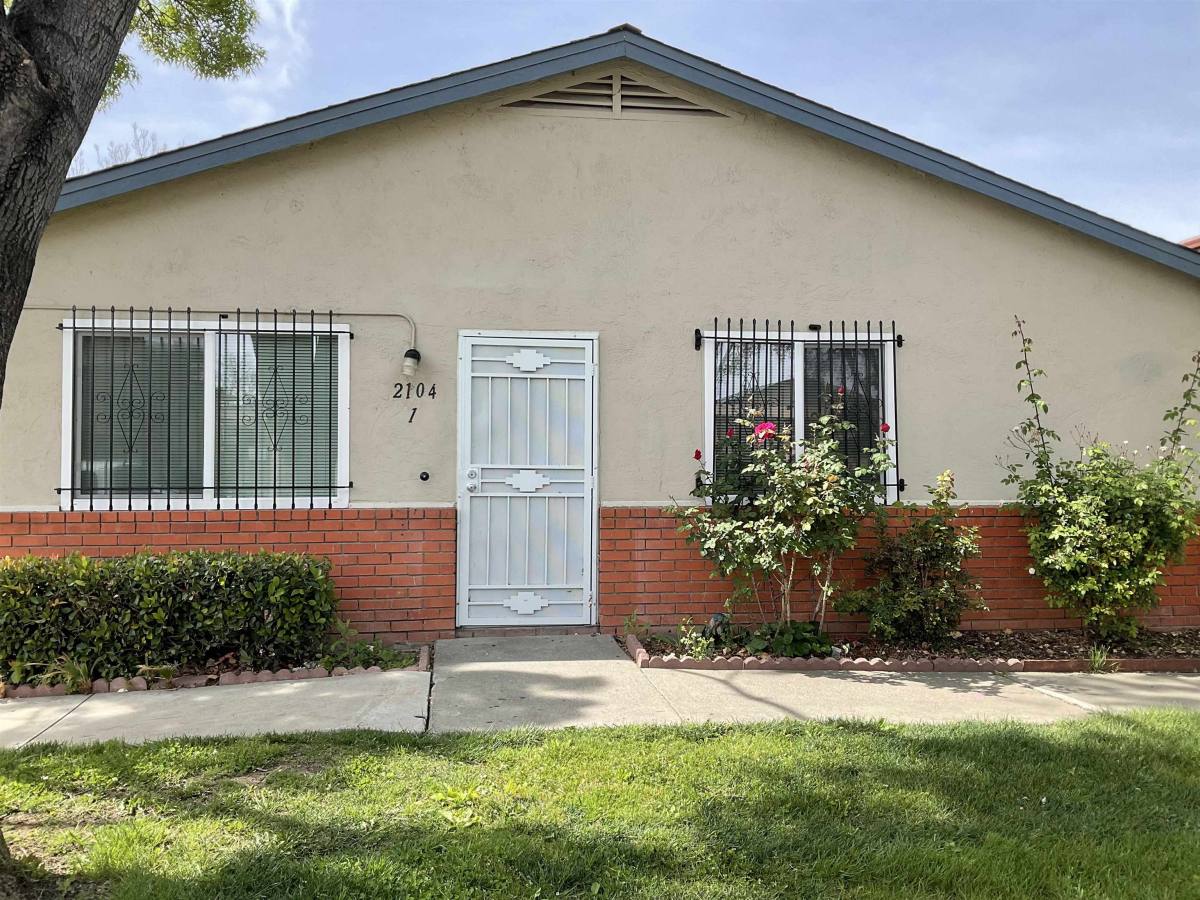 Condo for rent at 2104 Lemontree Way #1, Antioch, CA 94509