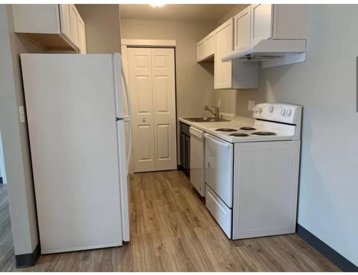 Apartment for rent at 700 11th St NW, Valley City, ND 58072