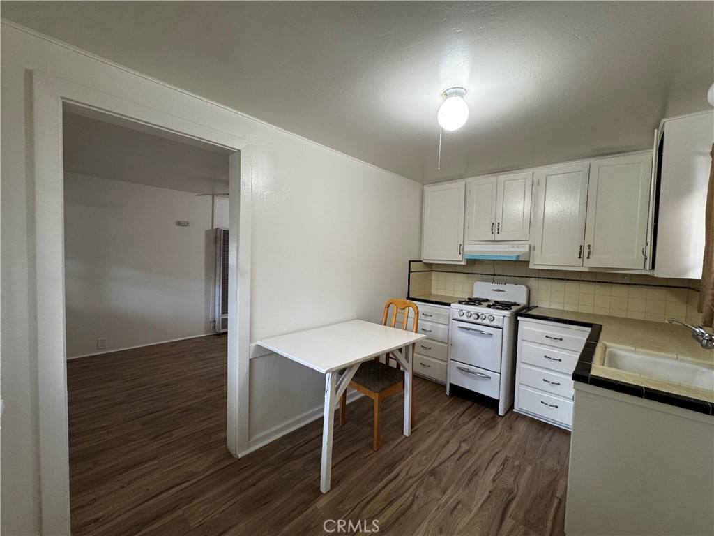 Apartment for rent at 2726 5th St #4, Riverside, CA 92507