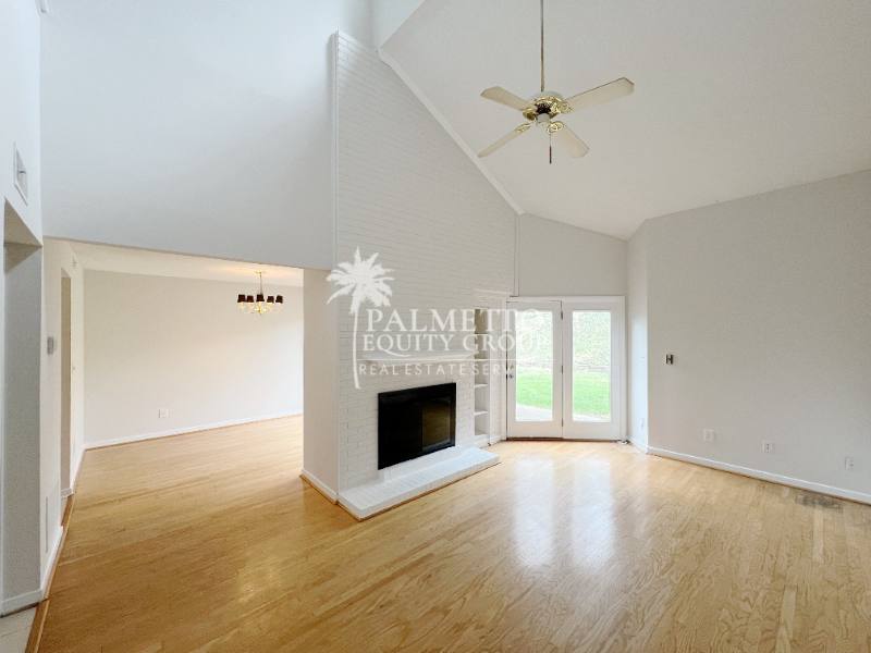 Townhouse for rent at 210 N Lindell Rd E, Greensboro, NC 27403