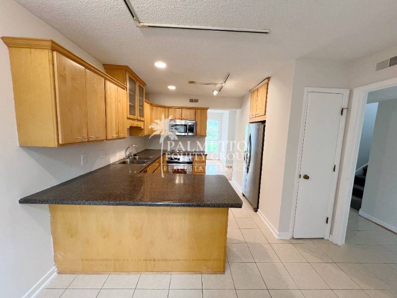 Townhouse for rent at 210 N Lindell Rd E, Greensboro, NC 27403