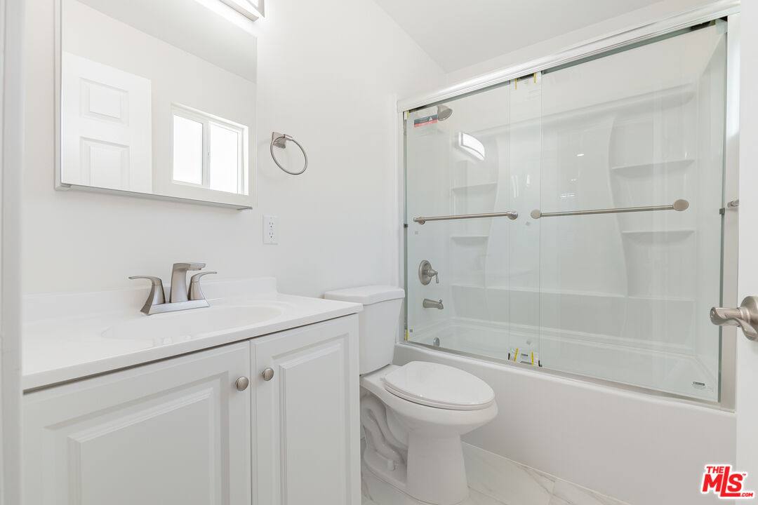 Apartment for rent at 1049 Sonora Ave #1049A, Glendale, CA 91201