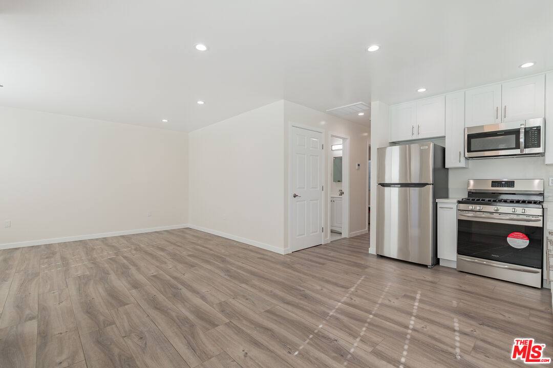 Apartment for rent at 1049 Sonora Ave #1049A, Glendale, CA 91201