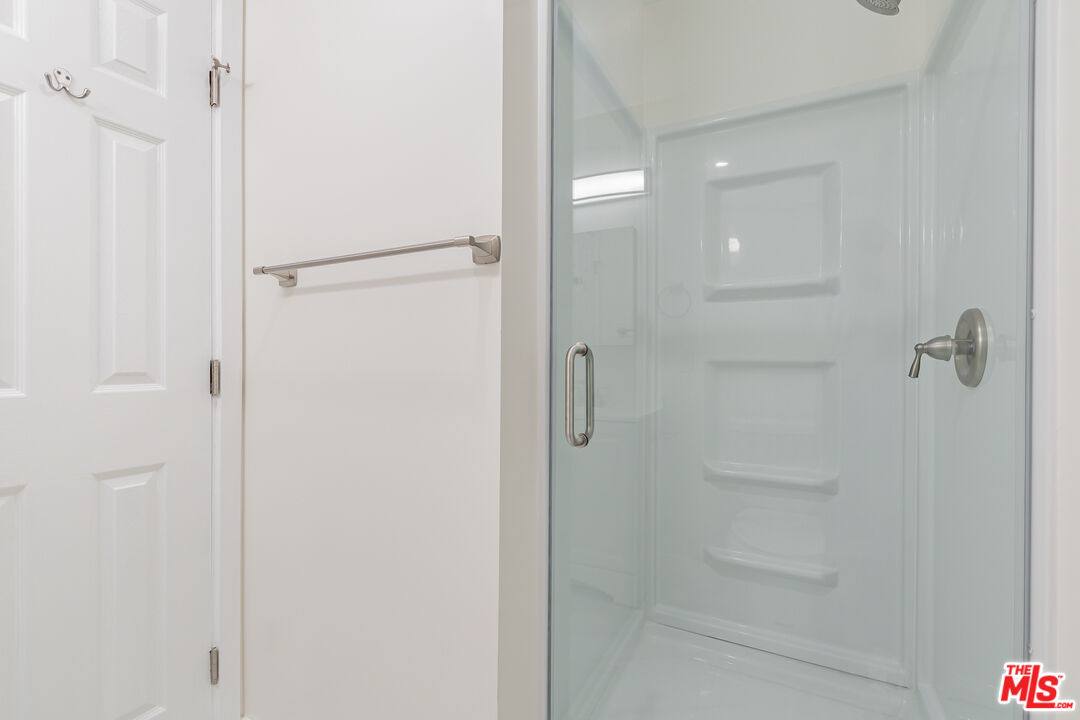 Apartment for rent at 1049 Sonora Ave #1049A, Glendale, CA 91201