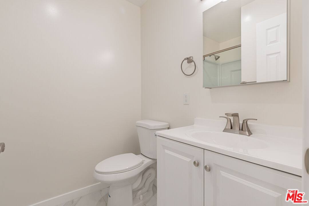 Apartment for rent at 1049 Sonora Ave #1049A, Glendale, CA 91201