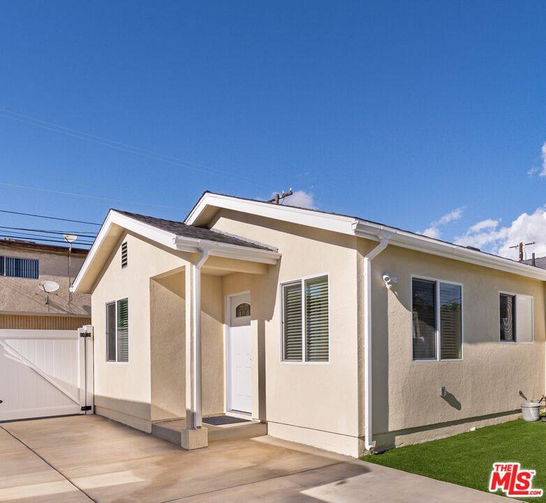 Apartment for rent at 1049 Sonora Ave #1049A, Glendale, CA 91201