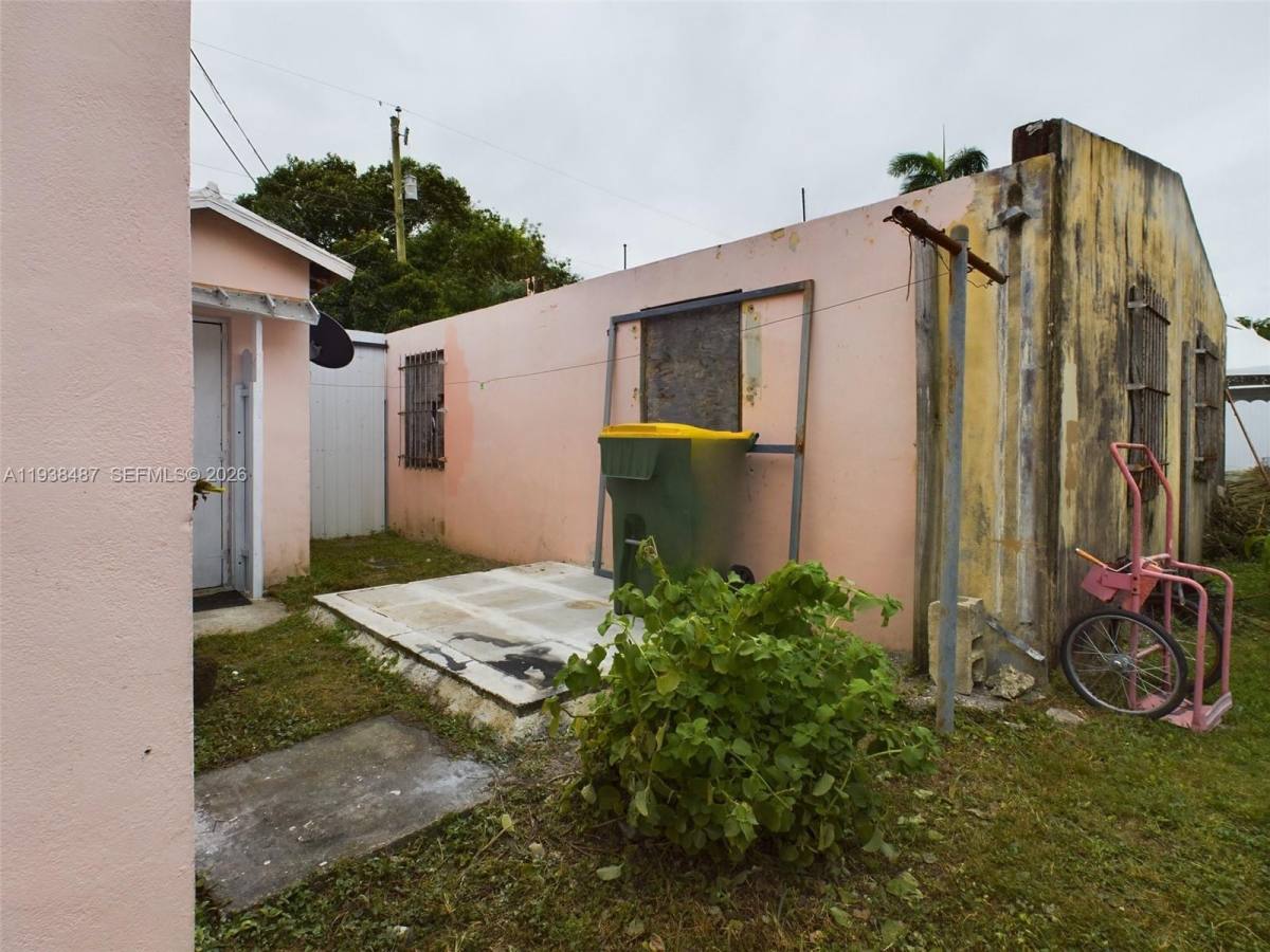 Apartment for rent at 616 SW 8th St #620, Homestead, FL 33030