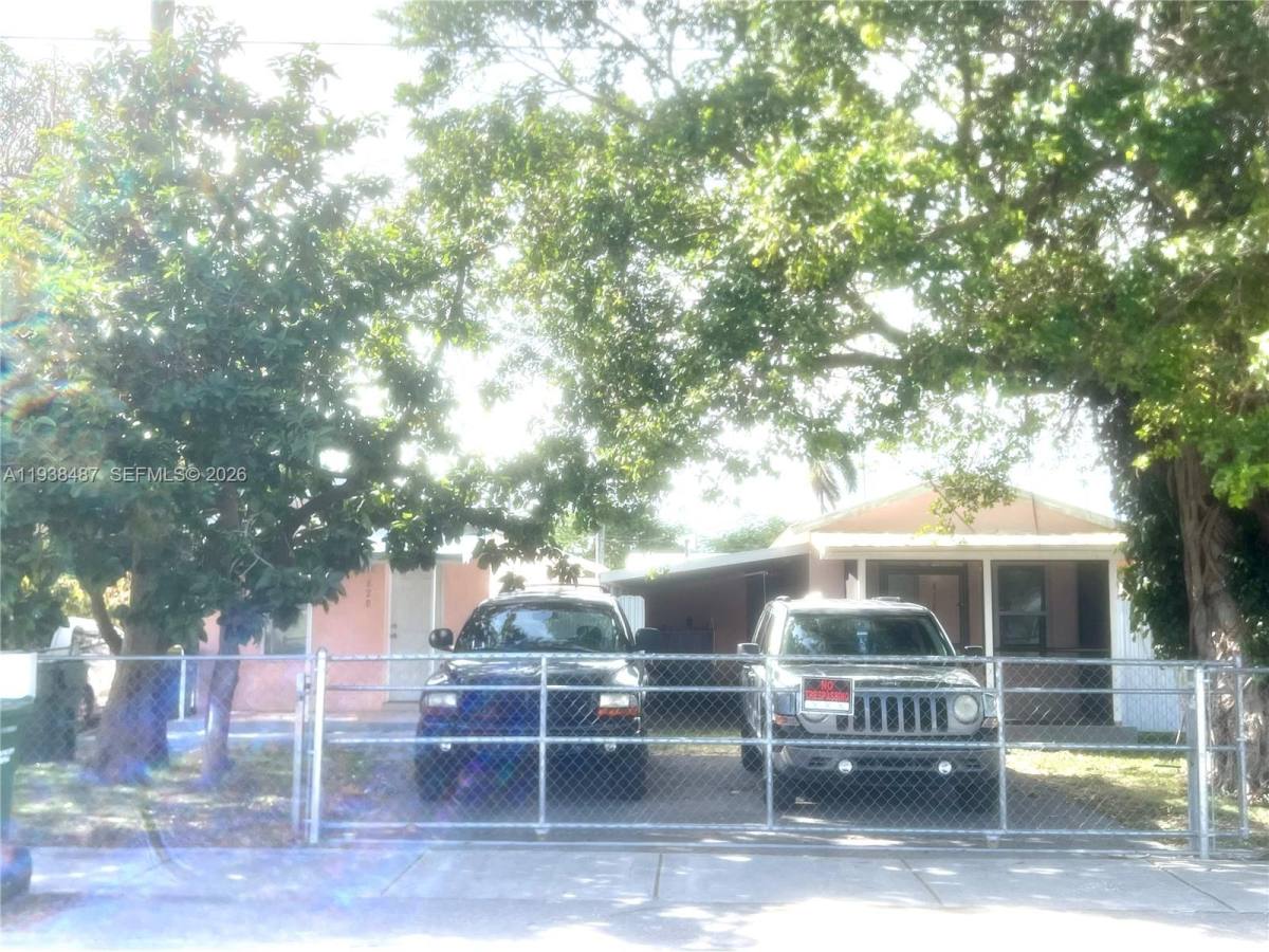 Apartment for rent at 616 SW 8th St #620, Homestead, FL 33030