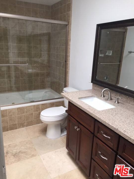 Townhouse for rent at 1250 S Corning St #2, Los Angeles, CA 90035
