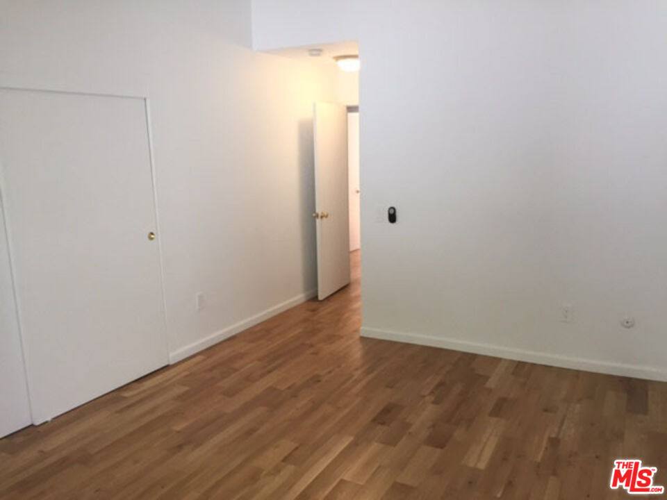 Townhouse for rent at 1250 S Corning St #2, Los Angeles, CA 90035