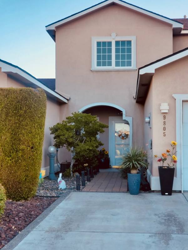 Townhouse for rent at 9805 Mia Lane, Pasco, WA 99301