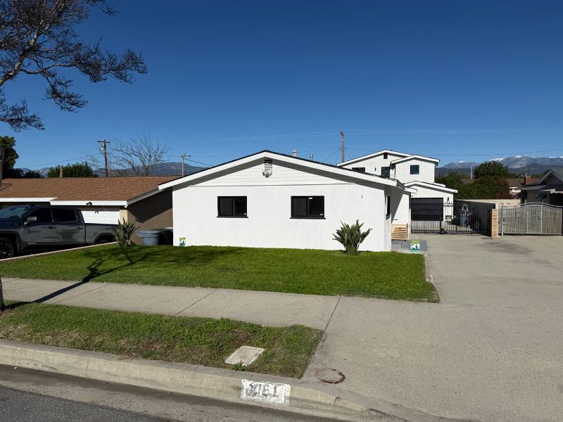 Apartment for rent at 1051 E Badillo St, Covina, CA 91724