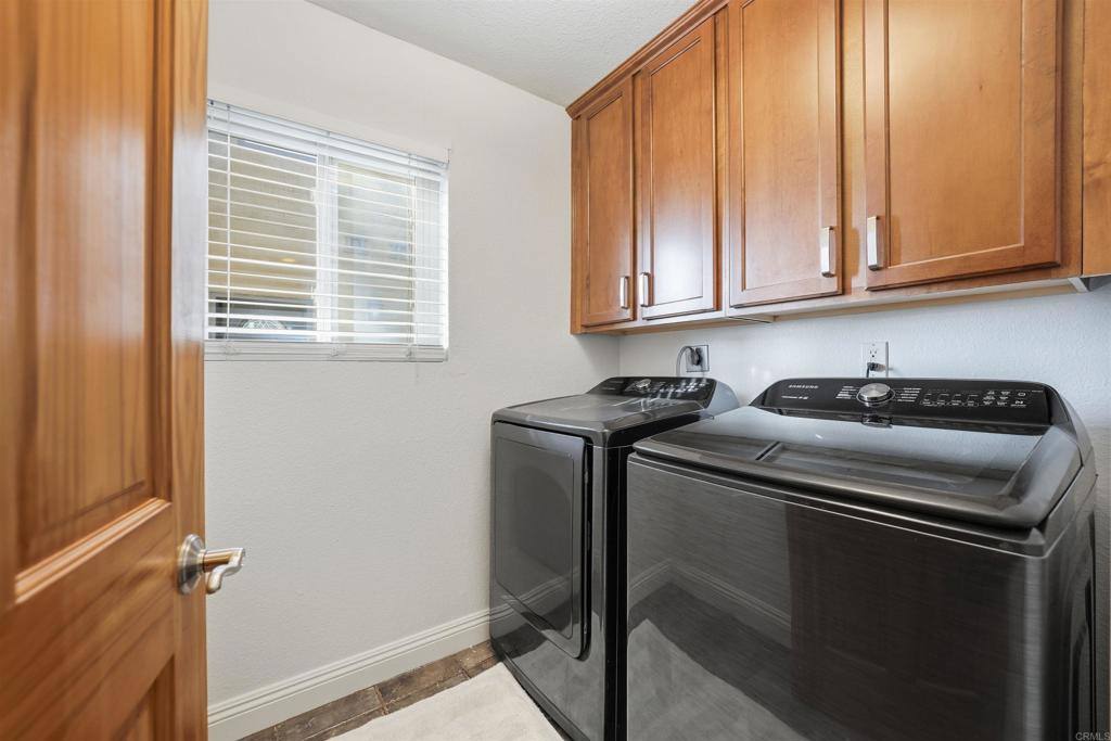 Townhouse for rent at 5505 Adelaide Ave #14, San Diego, CA 92115