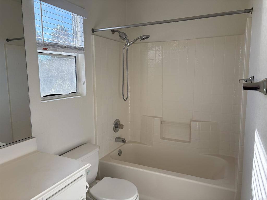 367 Rimhurst Court #367, Oceanside, CA 92058 - Apartment For Rent - Image 7