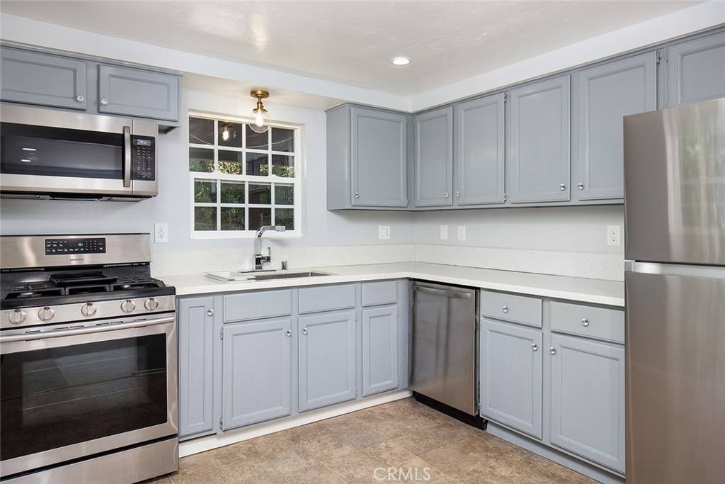 Apartment for rent at 487 Sturtevant Dr #487, Sierra Madre, CA 91024