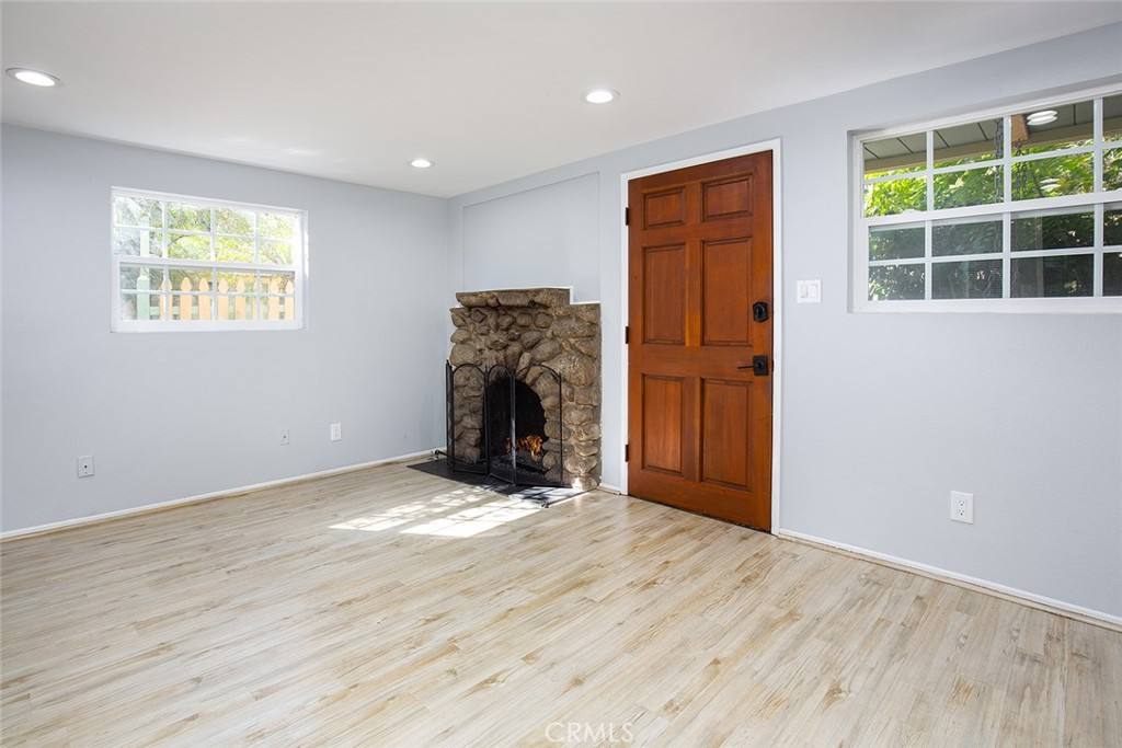 Apartment for rent at 487 Sturtevant Dr #487, Sierra Madre, CA 91024
