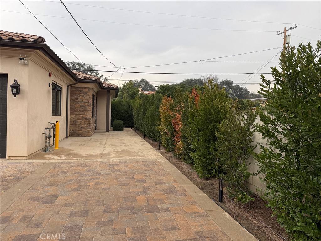 Apartment for rent at 53 W Wistaria Ave #53, Arcadia, CA 91007