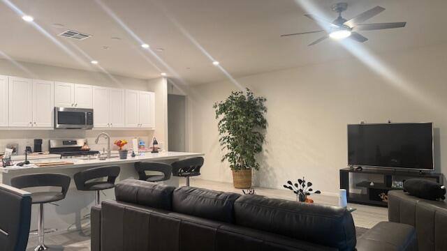 Apartment for rent at 82900 Temescal Canyon Dr, Indio, CA 92201
