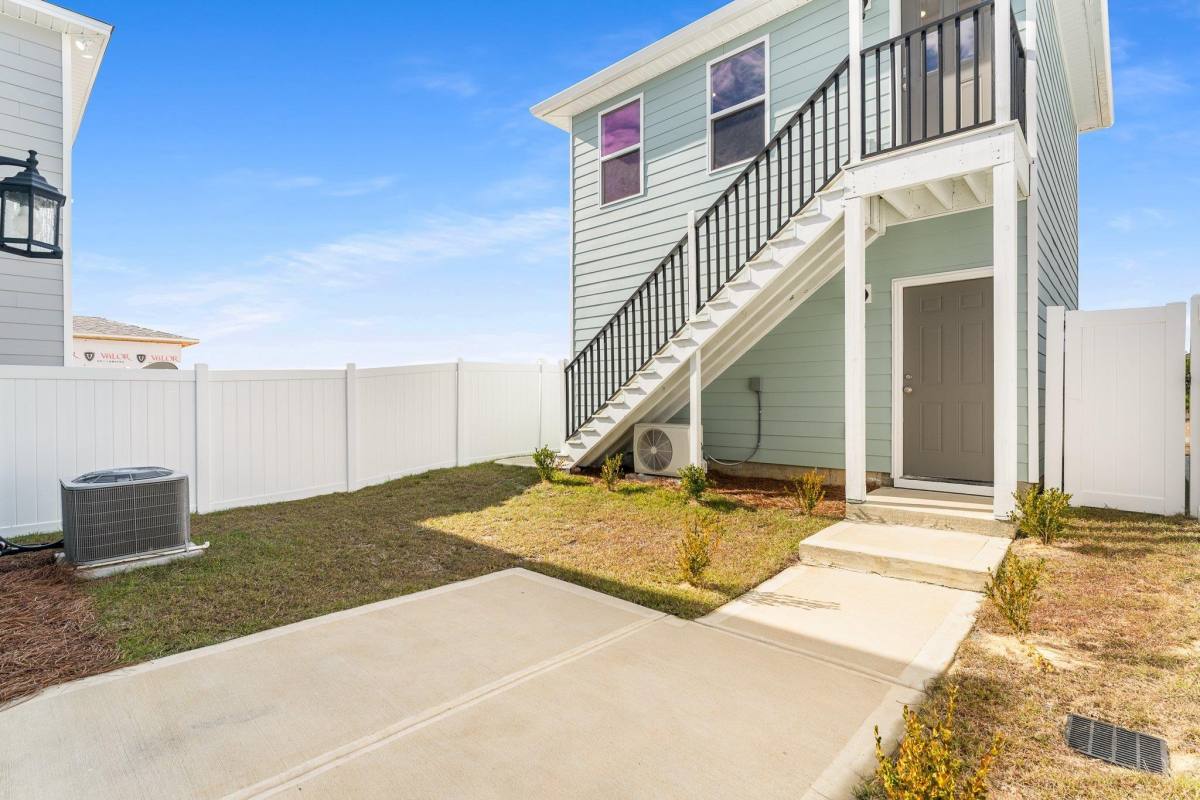 Apartment for rent at 379-1 Arrowwood Blvd #379, Freeport, FL 32439