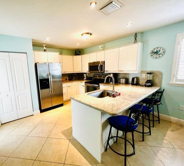 Apartment for rent at 2 Bonefish Ave #2, Key Largo, FL 33037