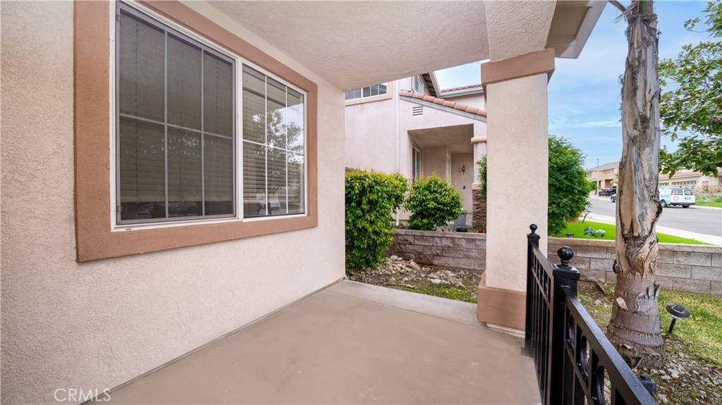 Apartment for rent at 5916 Wilshire Dr, Fontana, CA 92336