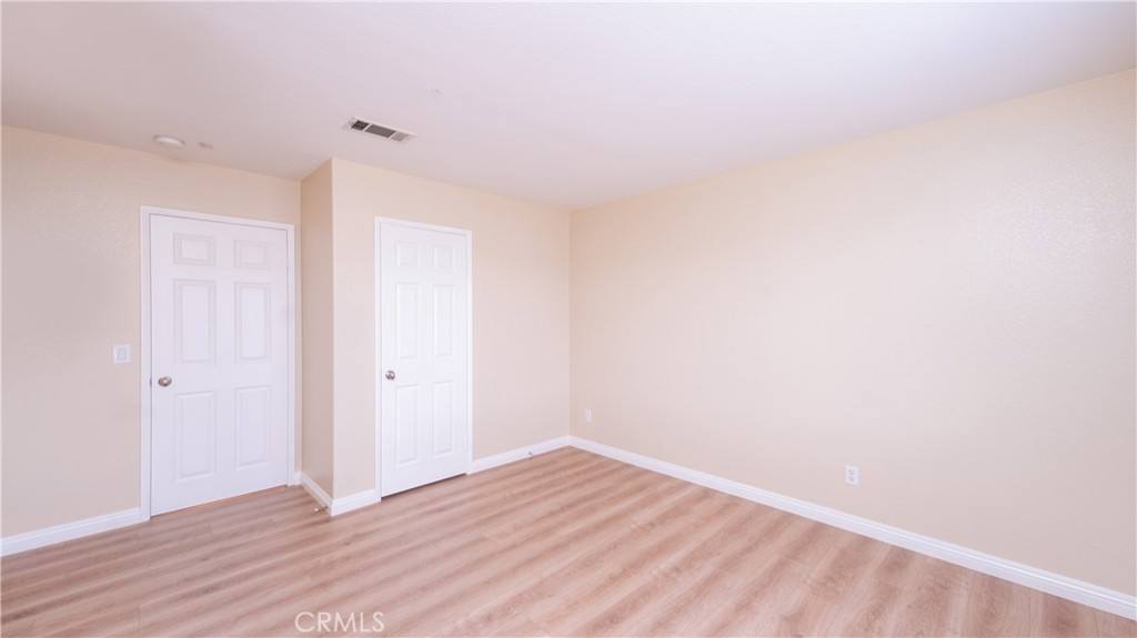 Apartment for rent at 5916 Wilshire Dr, Fontana, CA 92336