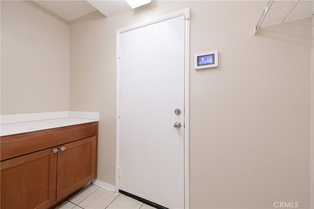 Apartment for rent at 5916 Wilshire Dr, Fontana, CA 92336