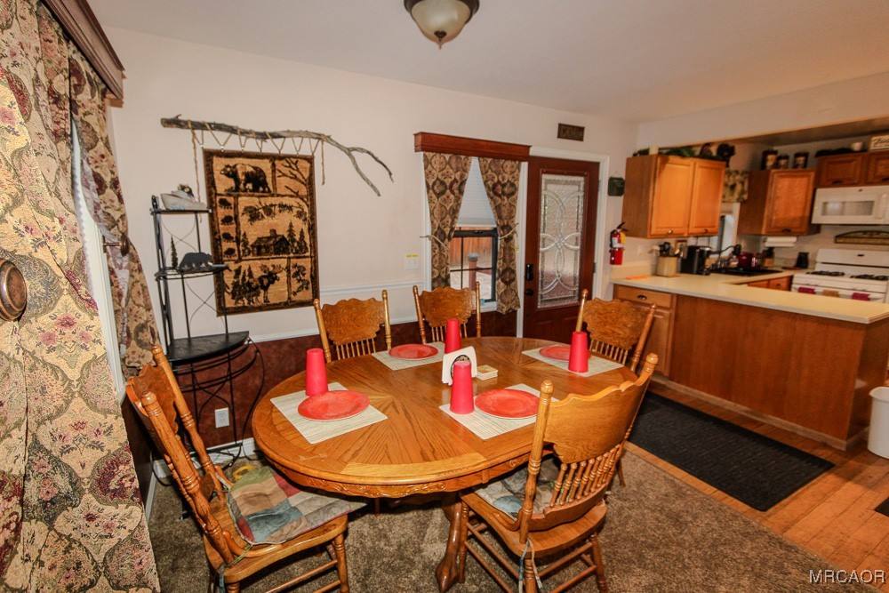 Apartment for rent at 404 W Rainbow Blvd #404, Big Bear City, CA 92314