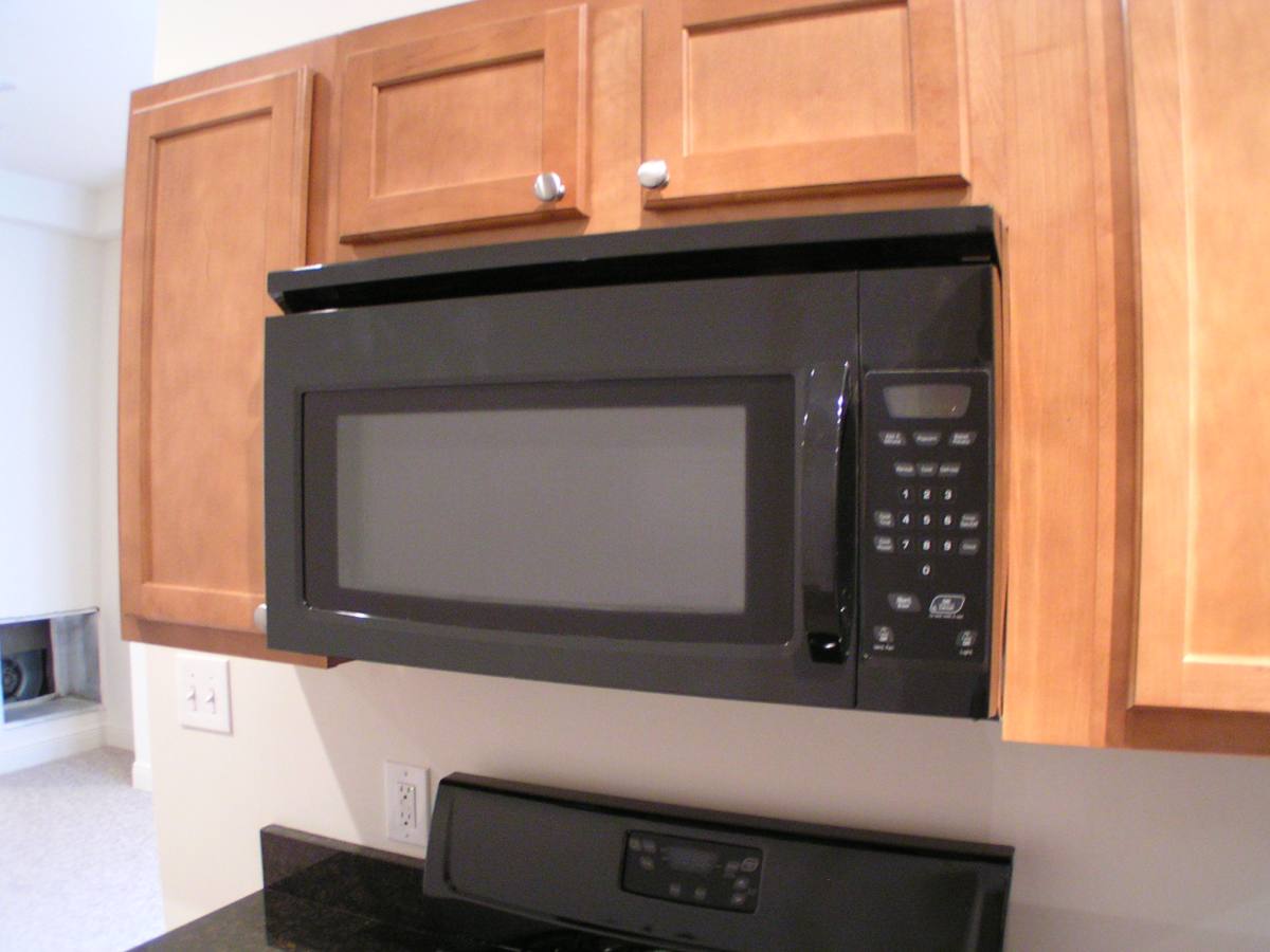 Apartment for rent at 1121 N Calvert St #221, Baltimore, MD 21202