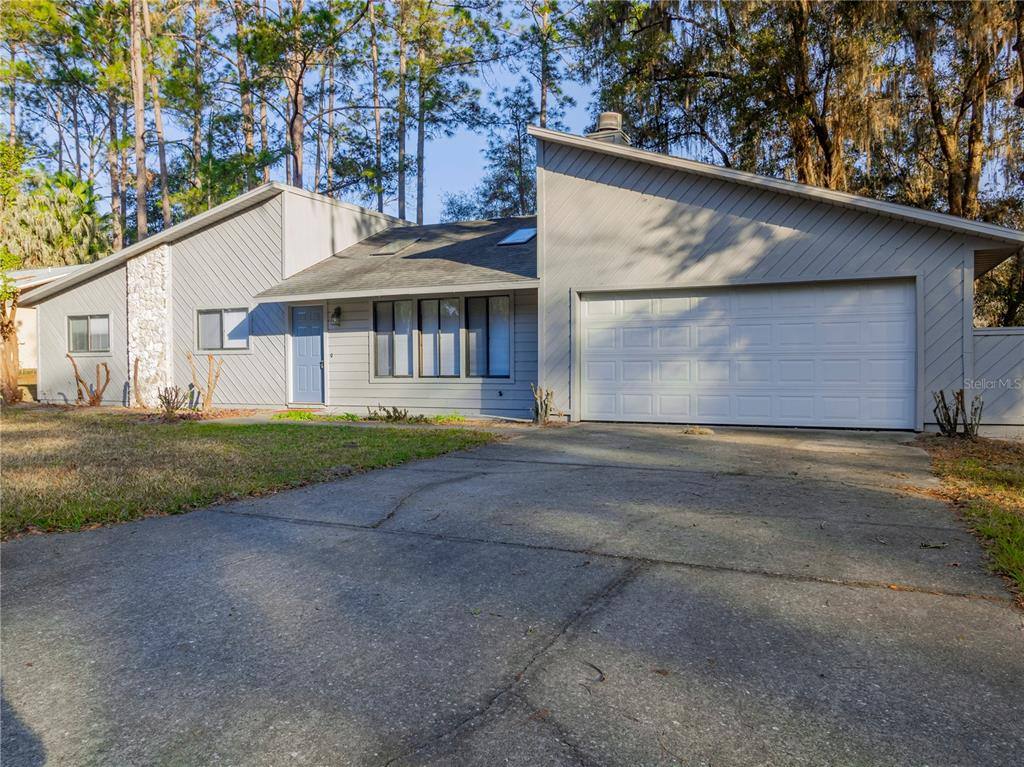 Apartment for rent at 8104 SW 53 Place, Gainesville, FL 32608