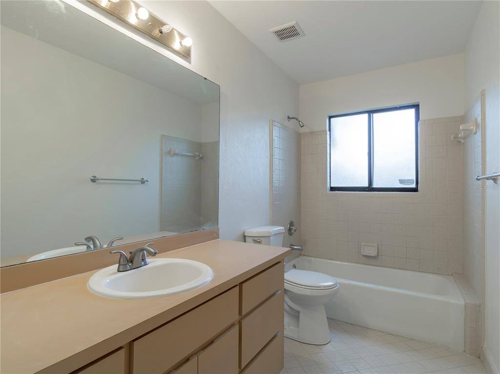 Apartment for rent at 8104 SW 53 Place, Gainesville, FL 32608