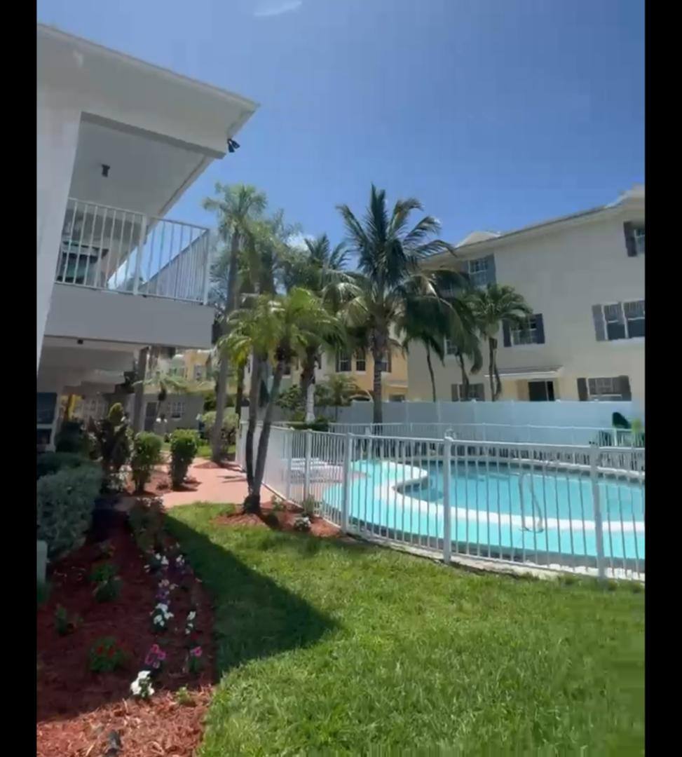 Apartment for rent at 1001 S Riverside Dr #203, Pompano Beach, FL 33062