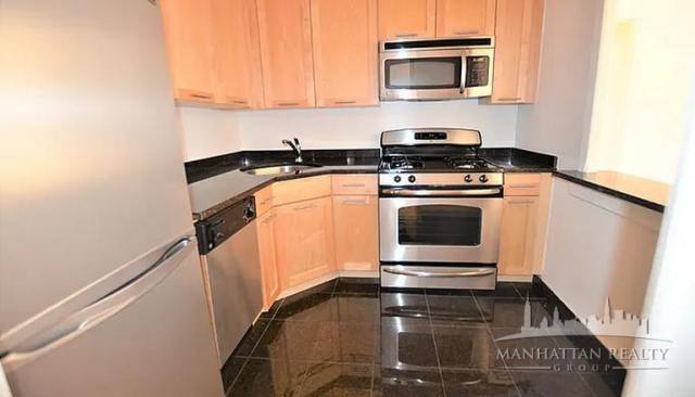 Apartment for rent at 333 E 49th St #2P, New York, NY 10017