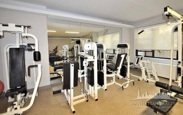 Apartment for rent at 333 E 49th St #2P, New York, NY 10017