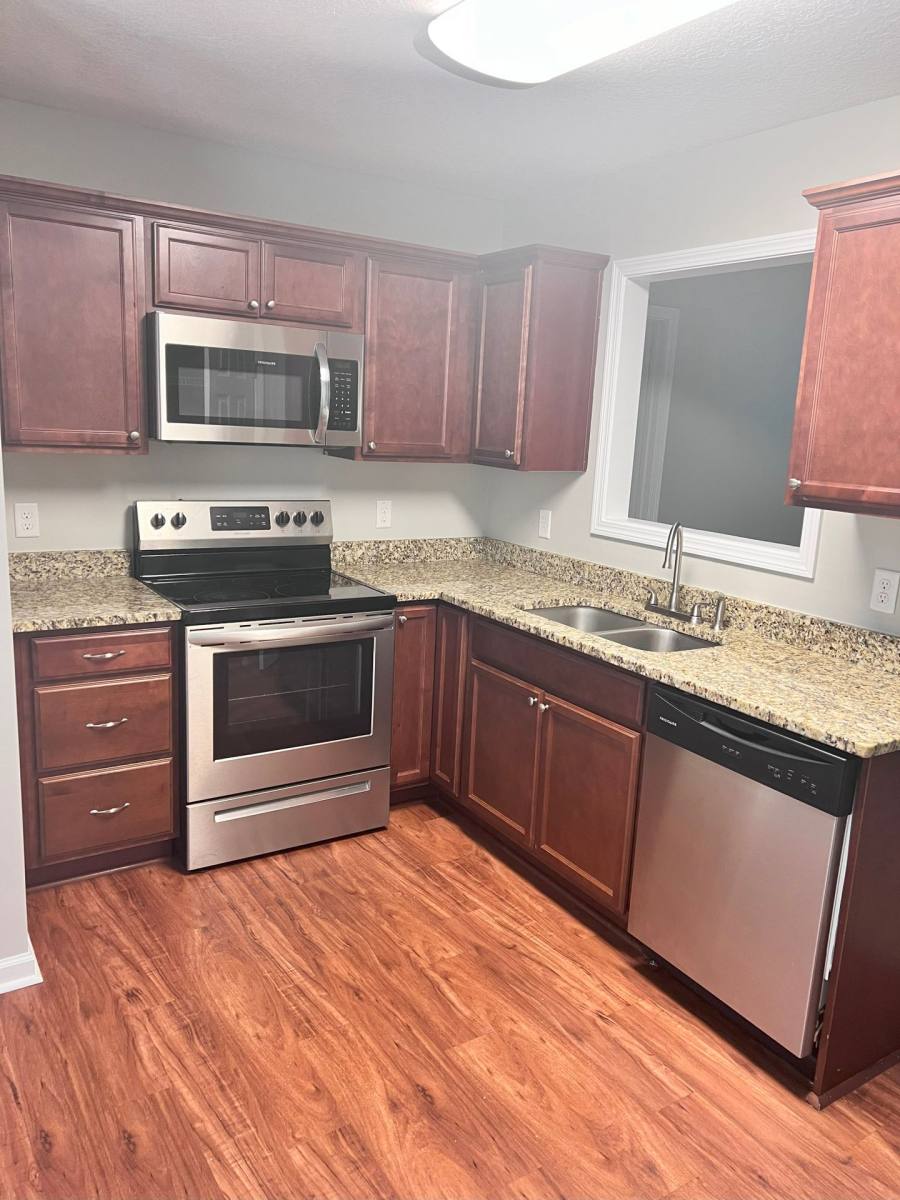 Townhouse for rent at 302 Parade Court, Rincon, GA 31326