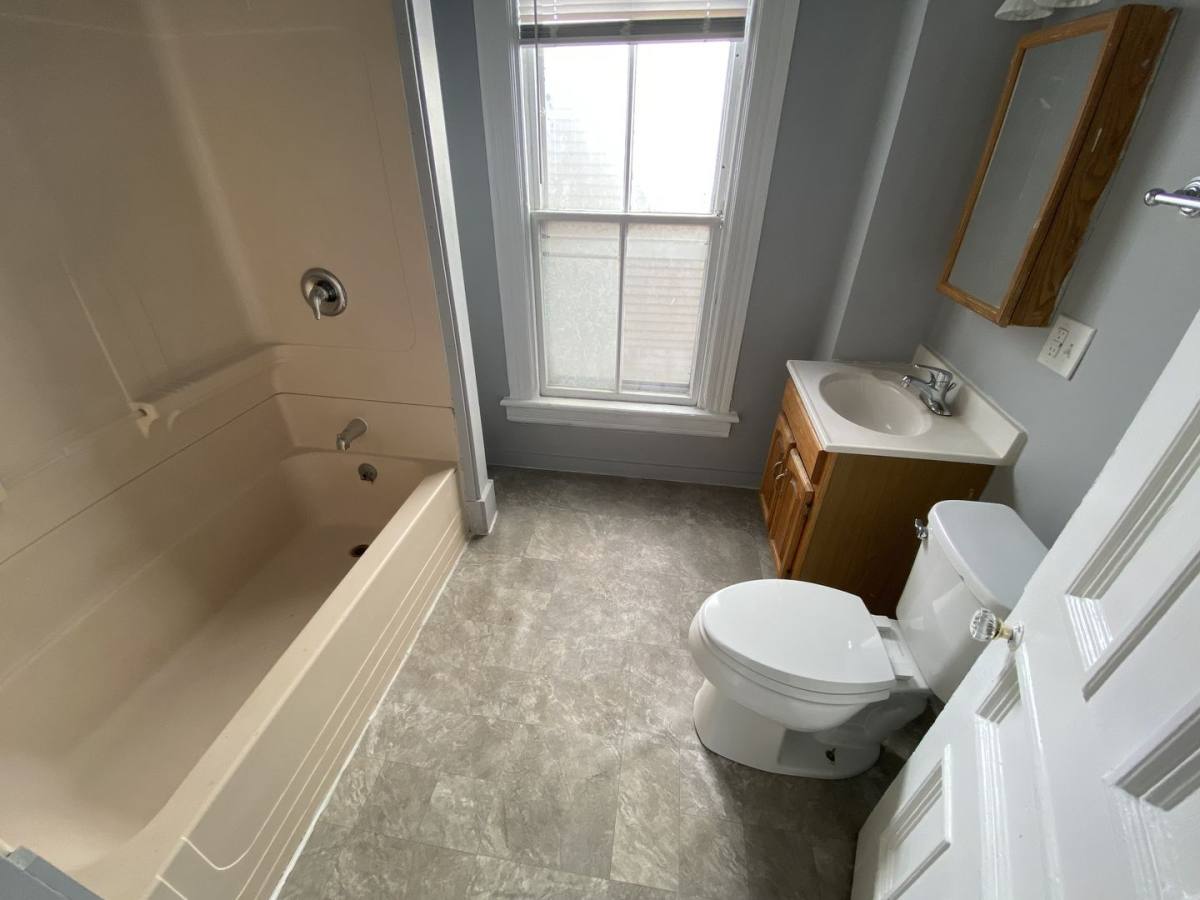 Apartment for rent at 176-182 Elmwood Ave, Burlington, VT 05401