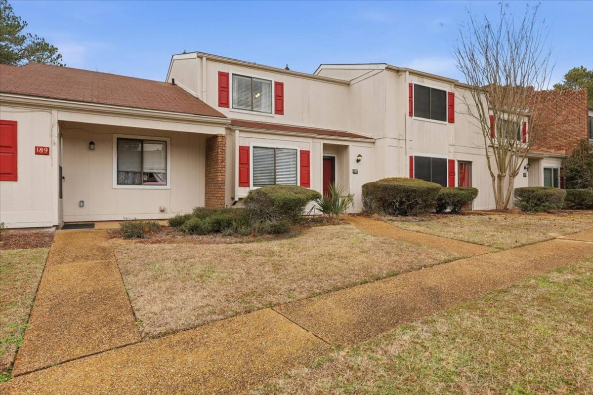 187 Lakebend Circle, Brandon, MS 39042 - Townhouse For Rent - Image 1
