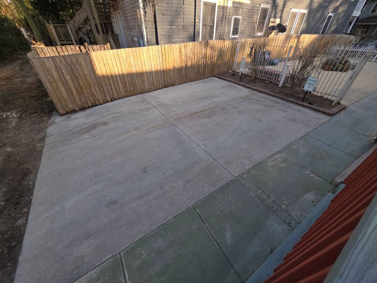 Apartment for rent at 1102 E 33rd St, Savannah, GA 31404
