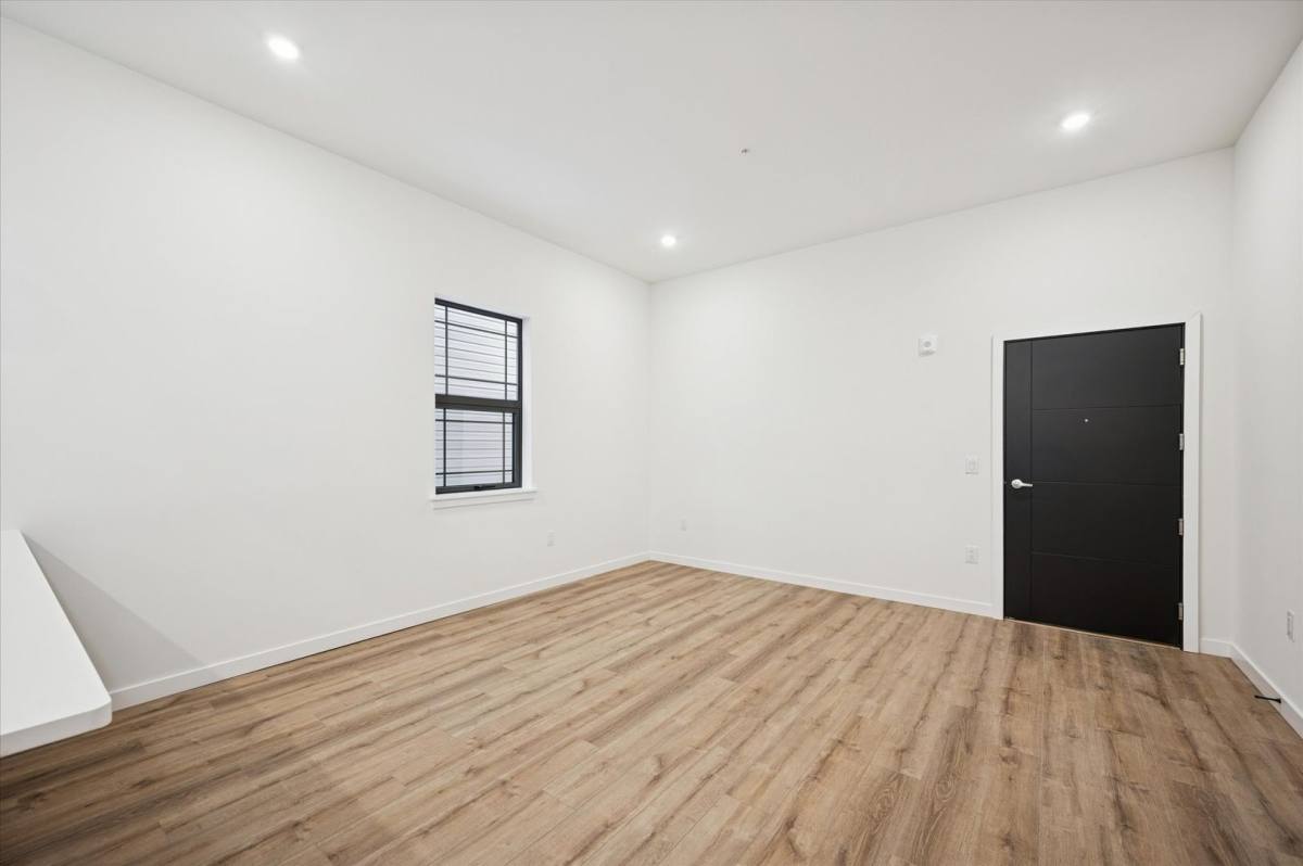 Apartment for rent at 5139 Wayne Ave, Philadelphia, PA 19144