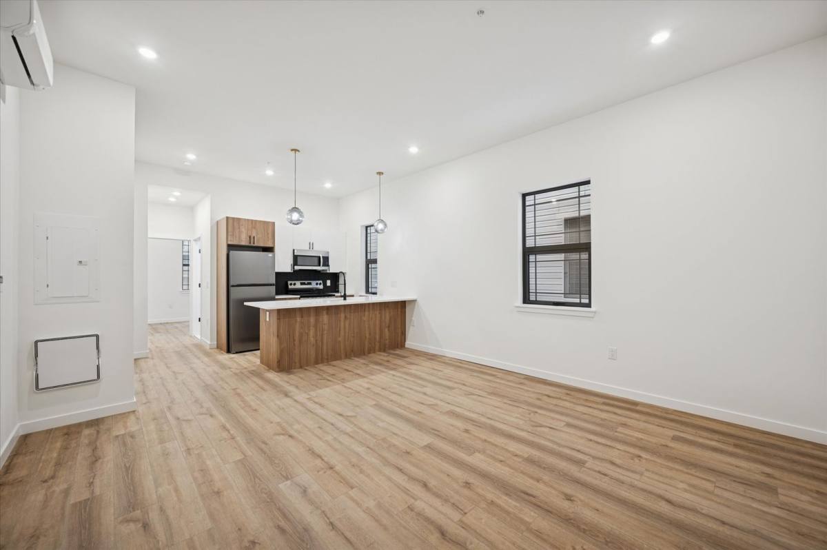Apartment for rent at 5139 Wayne Ave, Philadelphia, PA 19144