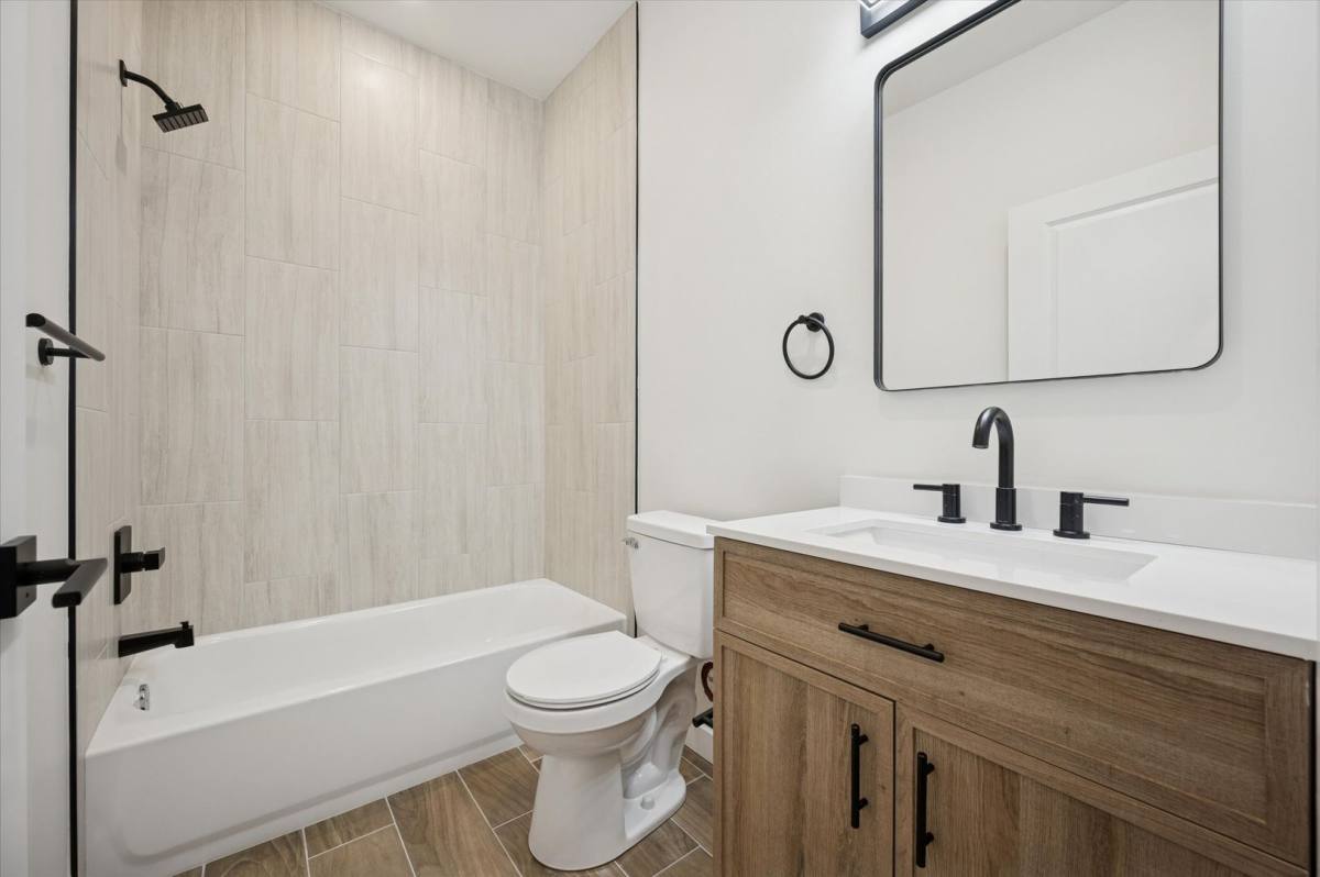 Apartment for rent at 5139 Wayne Ave, Philadelphia, PA 19144