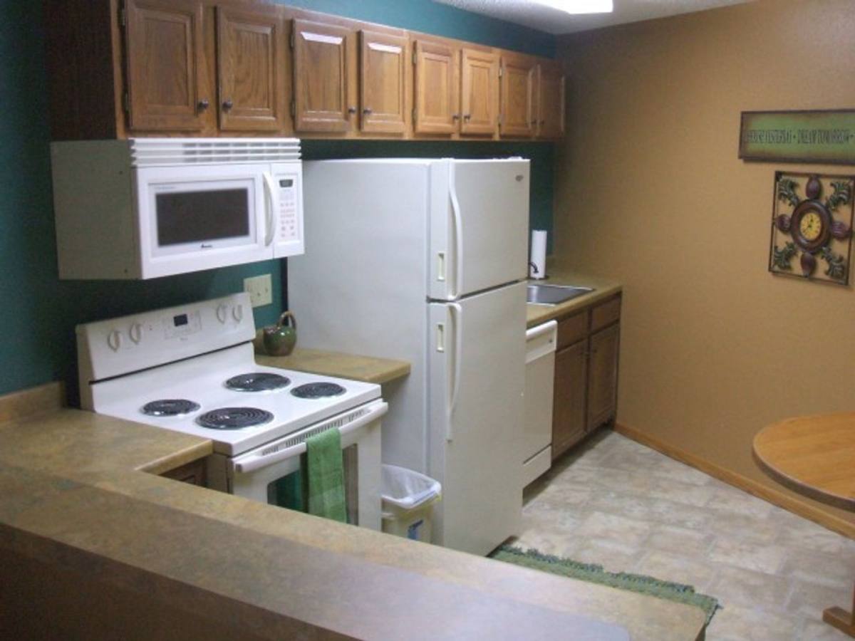 Apartment for rent at 1600 W 143rd St, Burnsville, MN 55306