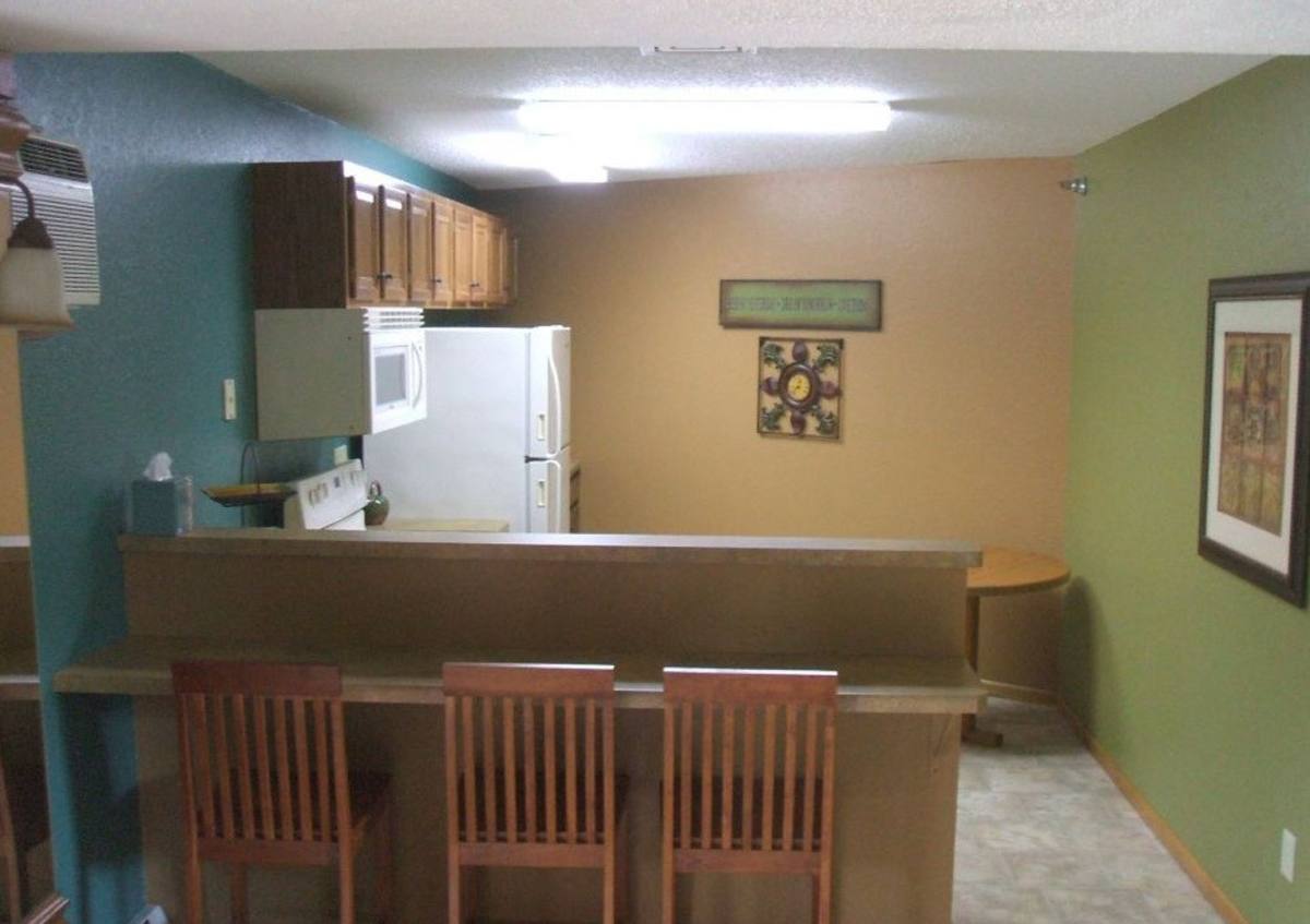 Apartment for rent at 1600 W 143rd St, Burnsville, MN 55306