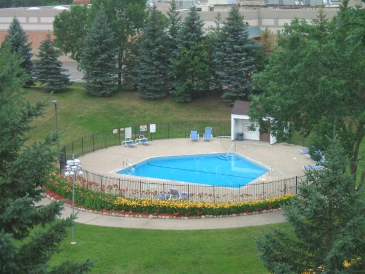 Apartment for rent at 1600 W 143rd St, Burnsville, MN 55306