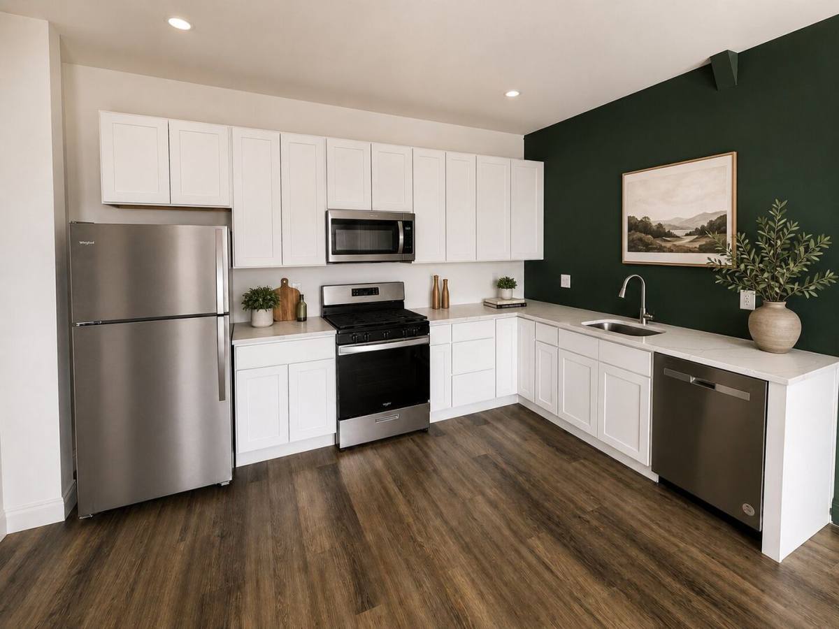 Apartment for rent at 322 Vine St, Camden, NJ 08102