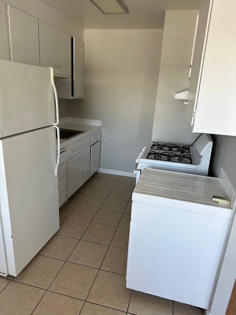 Apartment for rent at 1215 A St, Antioch, CA 94509