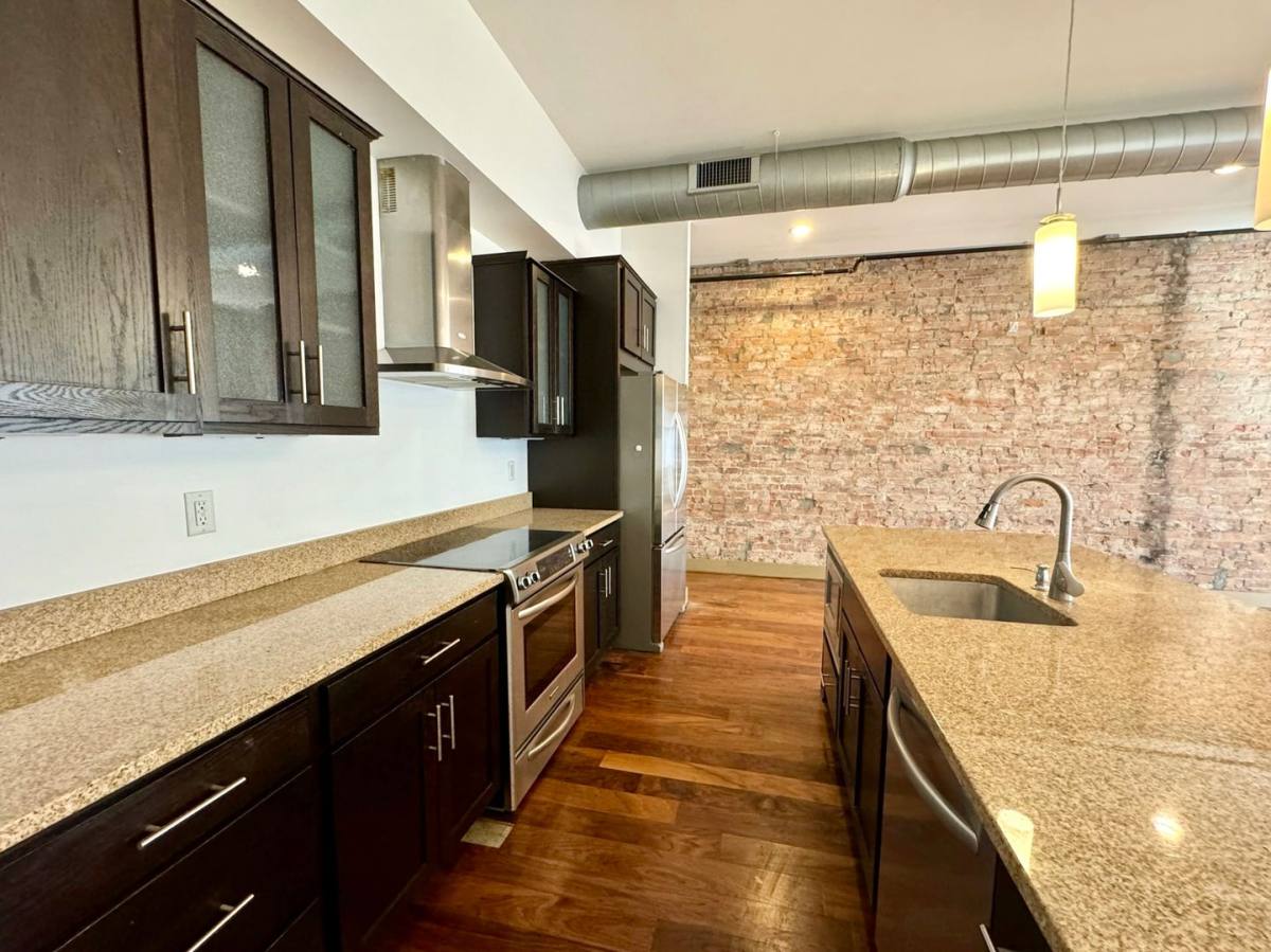 Apartment for rent at 641 Walnut St, Cincinnati, OH 45202